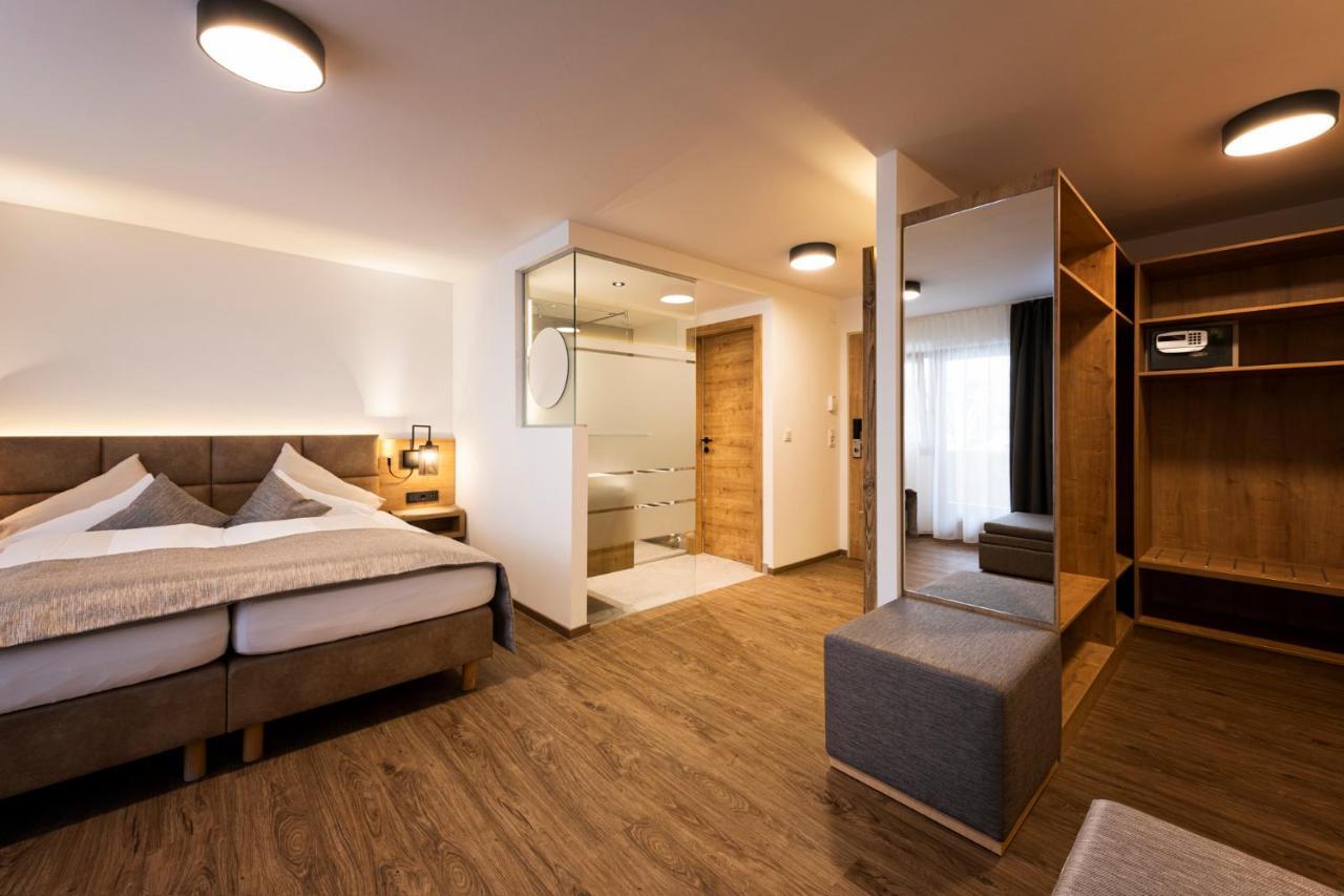 Hotel Brugger Fulpmes Exterior photo